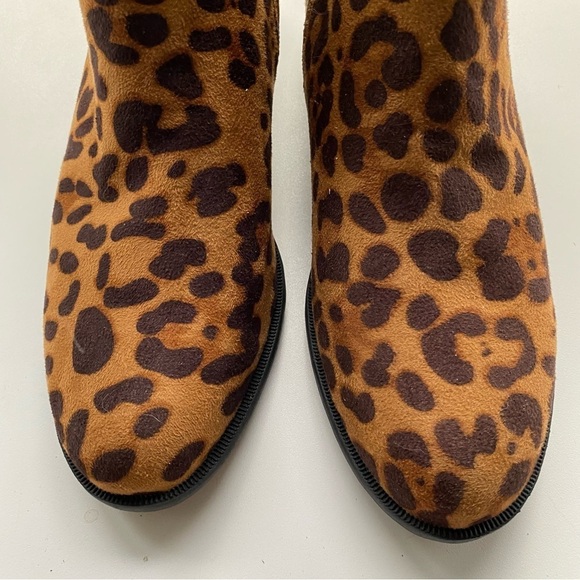 NWOT Time & Tru Suede Leopard Ankle Boots 7.5 - Picture 3 of 7